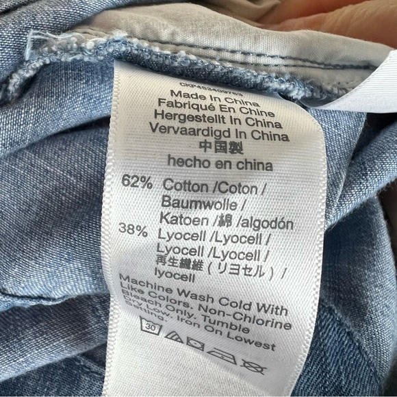 Madewell Denim Puff-Sleeve Button-Front Jumpsuit - Size 12 - Picture 7 of 8